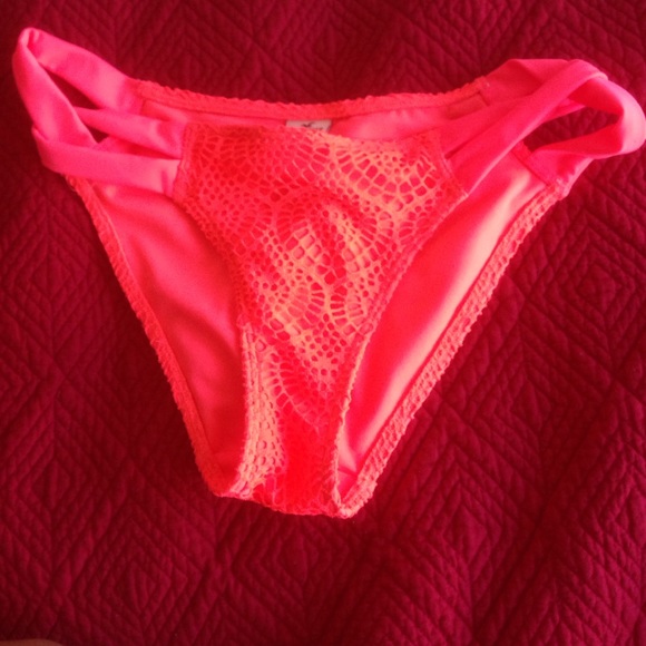 Brand new neon orange hollister bottoms size s