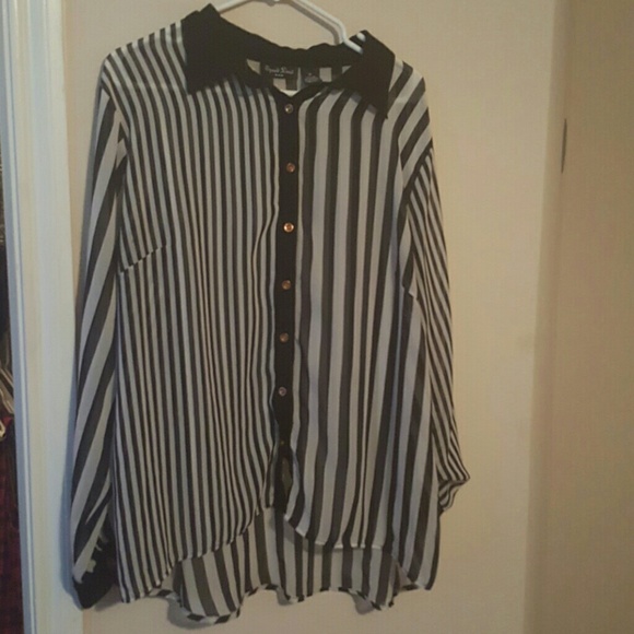 Casual dress shirt