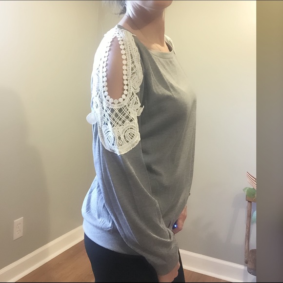 Cold Shoulder Pull Over - Picture 2 of 4