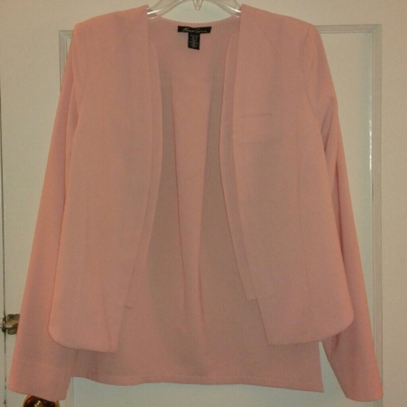 (NWOT) Kenneth Cole high-low spring blazer