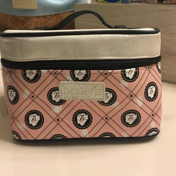 benefit makeup bag