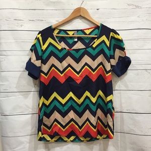 Chevron blouse with sleeve detail