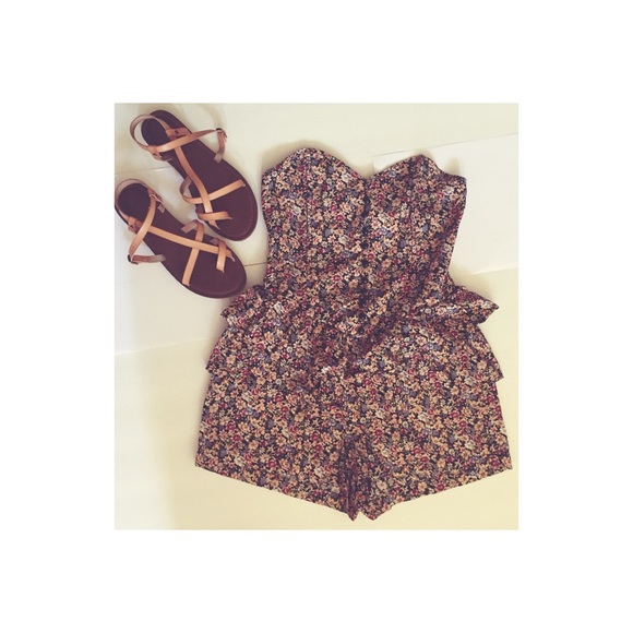 Forever 21 Other - Romper 🔥Sale🔥