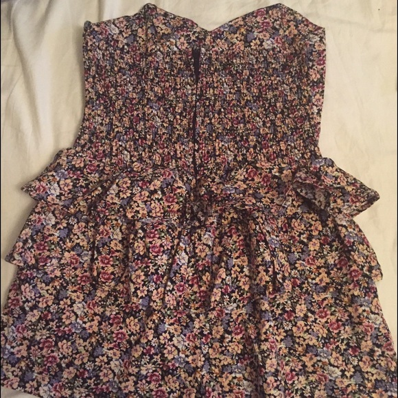 Romper 🔥Sale🔥 - Picture 2 of 2