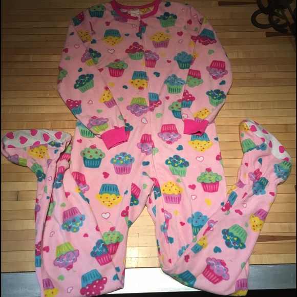 Cupcake onesie!