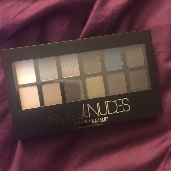 Maybelline Rock nudes new eyeshadow - Picture 1 of 2
