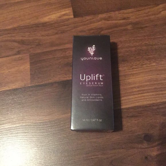 Uplift eye serum