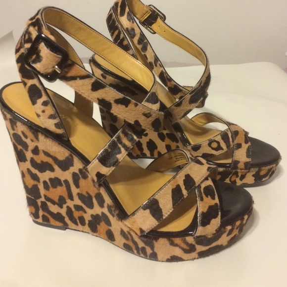 Nine West Leopard Wedge Sandals size 9