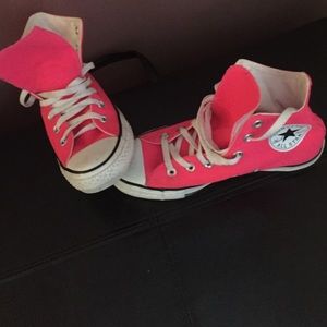 Pink converse