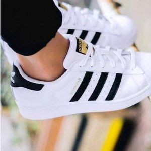 Meet your Posher, Zos