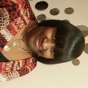 Meet your Posher, Kenisha