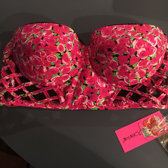 **REPOSH** Betsey Johnson pink flowered swim top