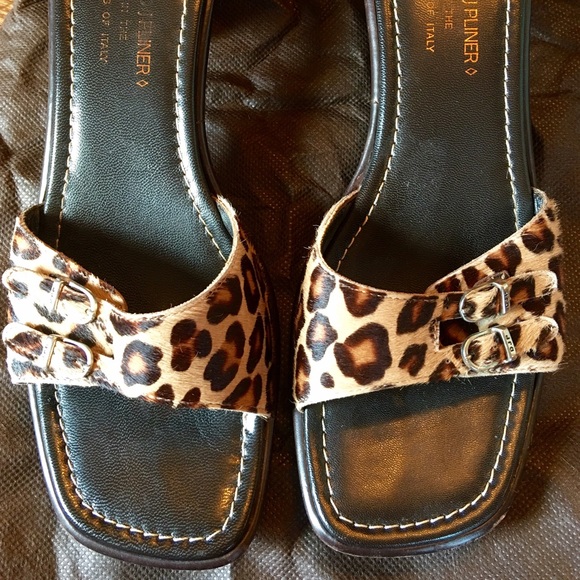 Donald J Pliner Leopard Print