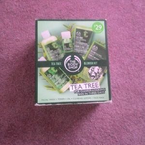 The Body Shop Tea Tree Blemish Kit
