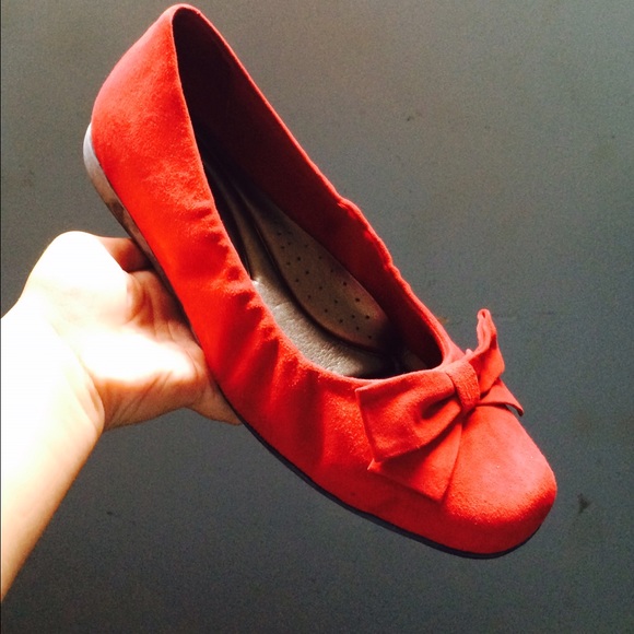 Trotters red ballet flat bow slippers