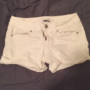 White American Eagle Midi Shorts
