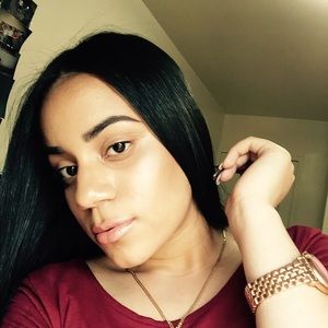 Meet your Posher, Franchesca