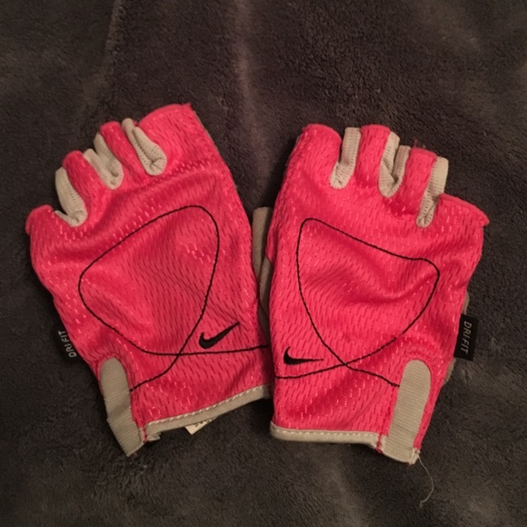 Nike Dri-fit lifting gloves