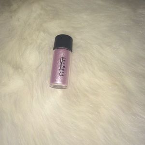 Mini Mac pigment