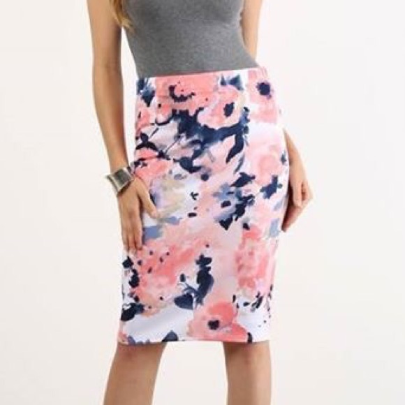 Floral Pencil Skirt - Picture 2 of 2