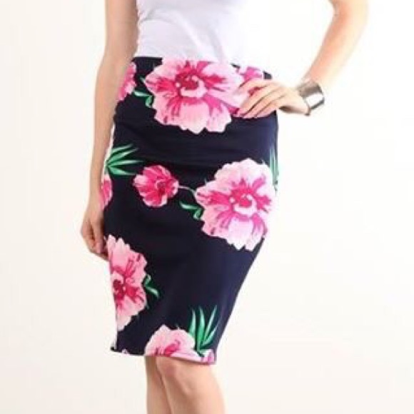 Floral Pencil Skirt - Picture 2 of 2