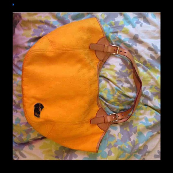 Dooney and Bourke Pocket book