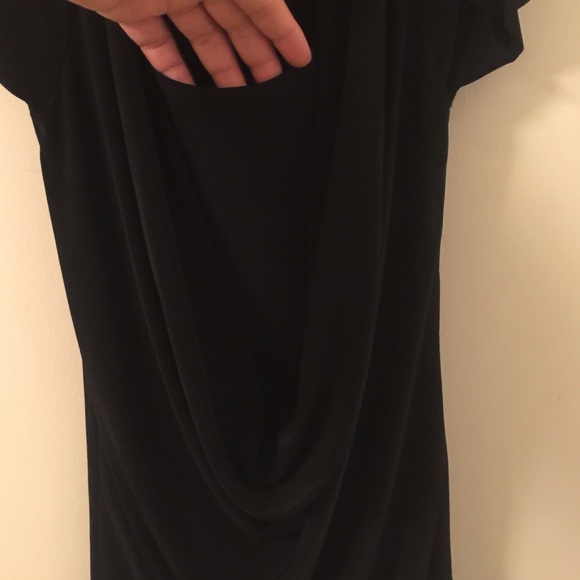 Black dress - Picture 2 of 4