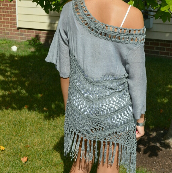 Sheer net top - Picture 3 of 4