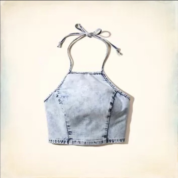 Hollister Tops - HOLLISTER HALTER CROP TOP