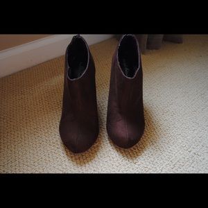 Brown suede Bootie size 8