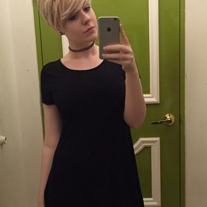 Meet your Posher, Aneeva