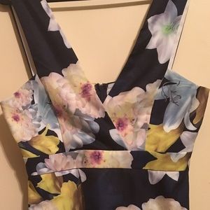 Be a Dahlia Blue Floral Dress by Lulu's size L