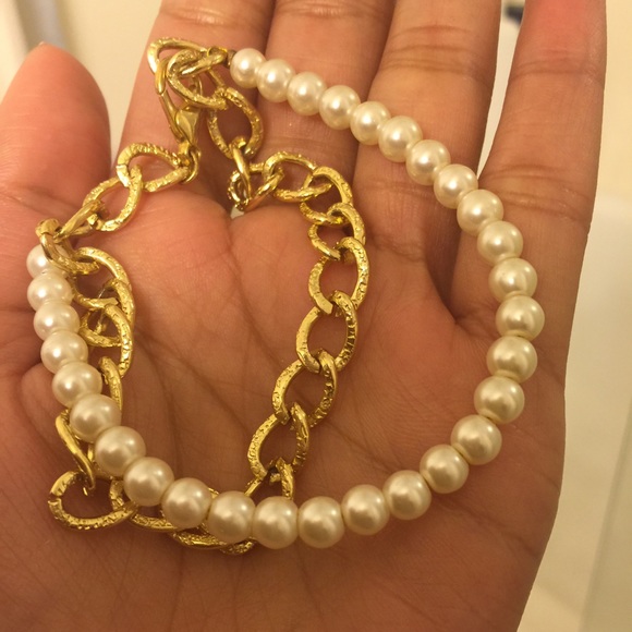 Pearl and gold plated Bracelet(double string)