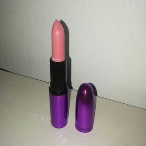 Mac please me lipstick le limited edition purple