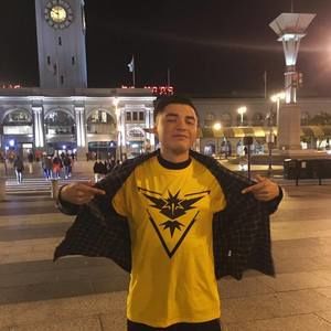 Meet your Posher, Emanuel