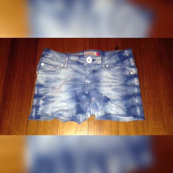 Blue denim tie die shorts - Picture 1 of 1