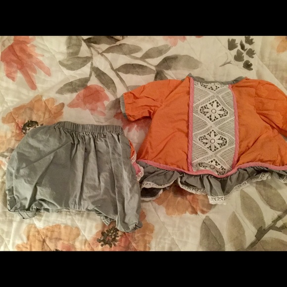 Ruffle bottom and swing top Two piece set - Picture 1 of 2