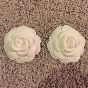 Chanel Flowers for @gillianalexa