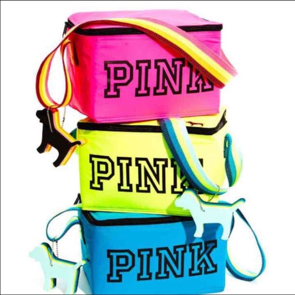VS PINK Cooler & KEY CHAIN