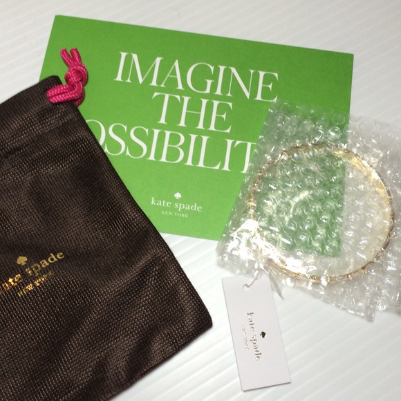 SOLD OUT Kate Spade MOM Bangle Bracelet - Picture 3 of 3