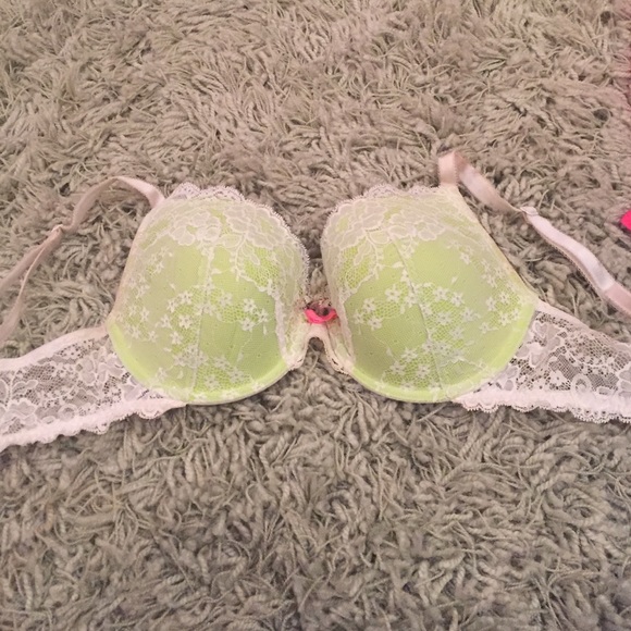 Victoria secret bra