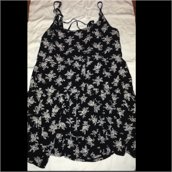 Brandy Melville jada dress