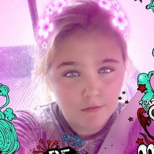 Meet your Posher, Alexys