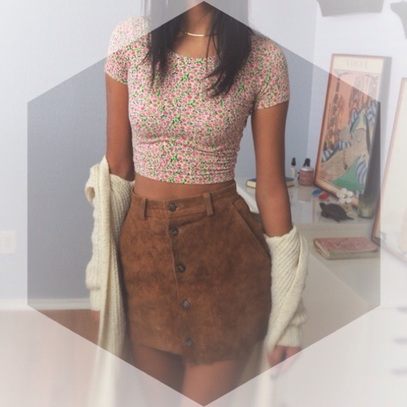 AA crop top