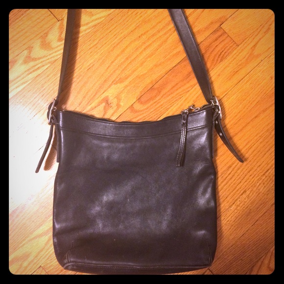 Coach crossbody - black vintage leather bag - Picture 1 of 4