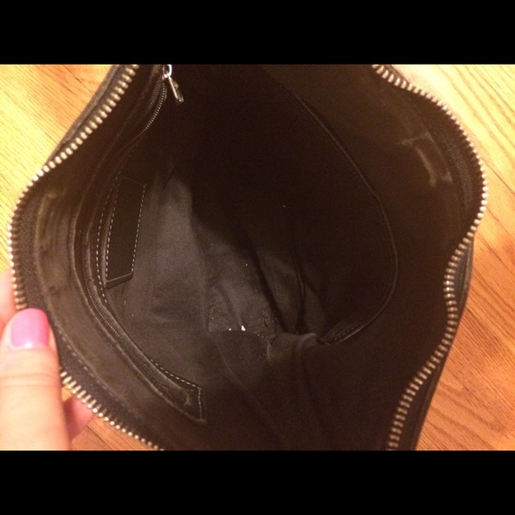 Coach crossbody - black vintage leather bag - Picture 2 of 4