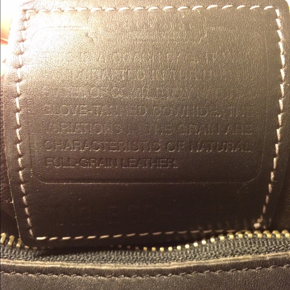 Coach crossbody - black vintage leather bag - Picture 3 of 4