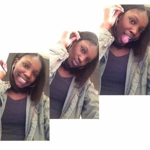 Meet your Posher, Dayisha