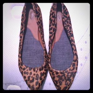 Leopard flats