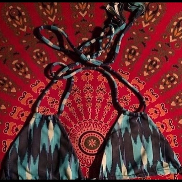 Acacia blue cantik top